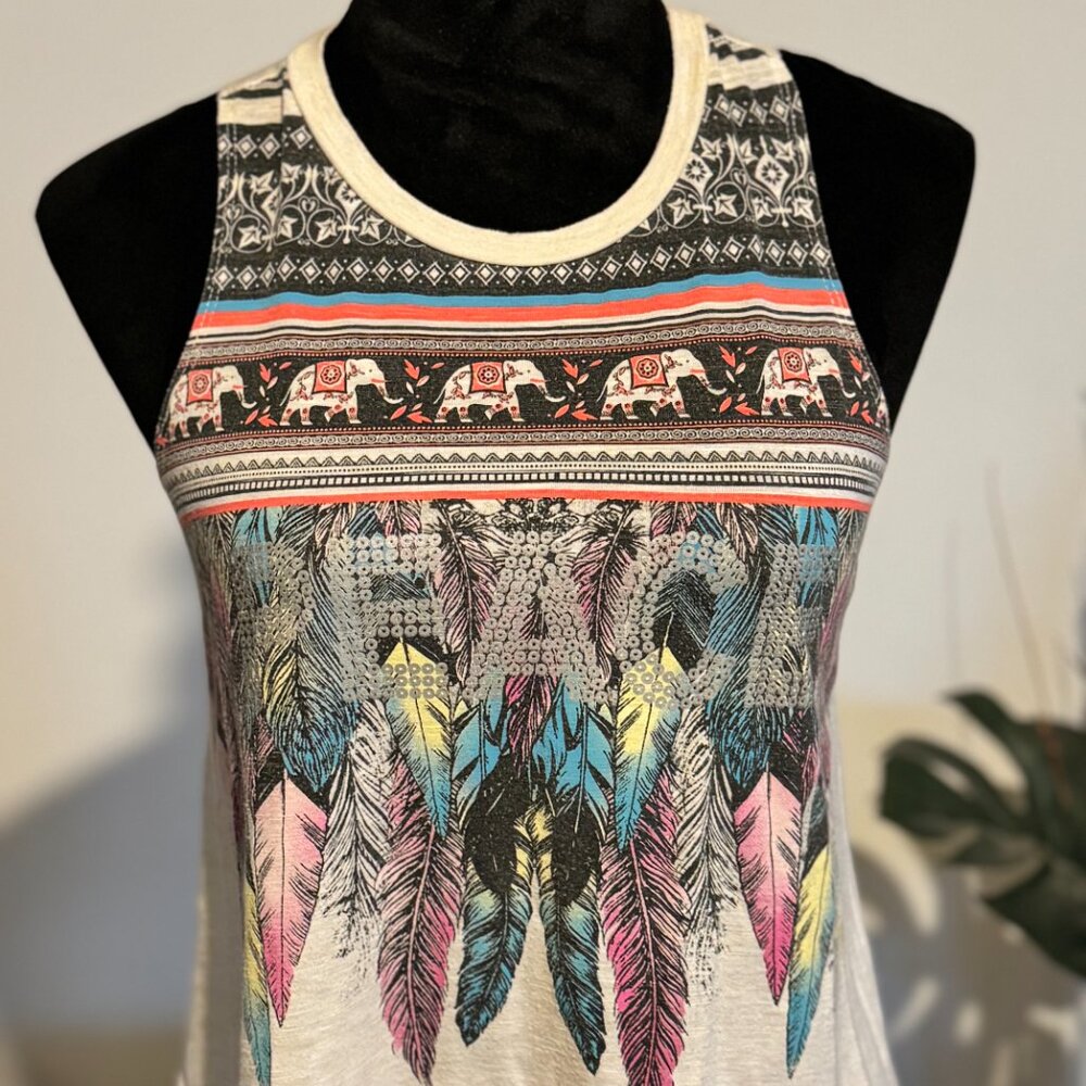 Belle De Jour Peace Feather Blouse Tank Women's Medium Crew Neckline